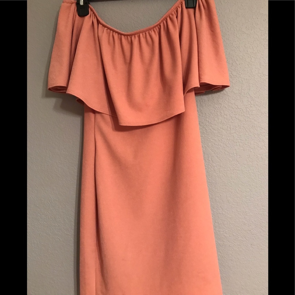 Pink dress, flabby on the arms